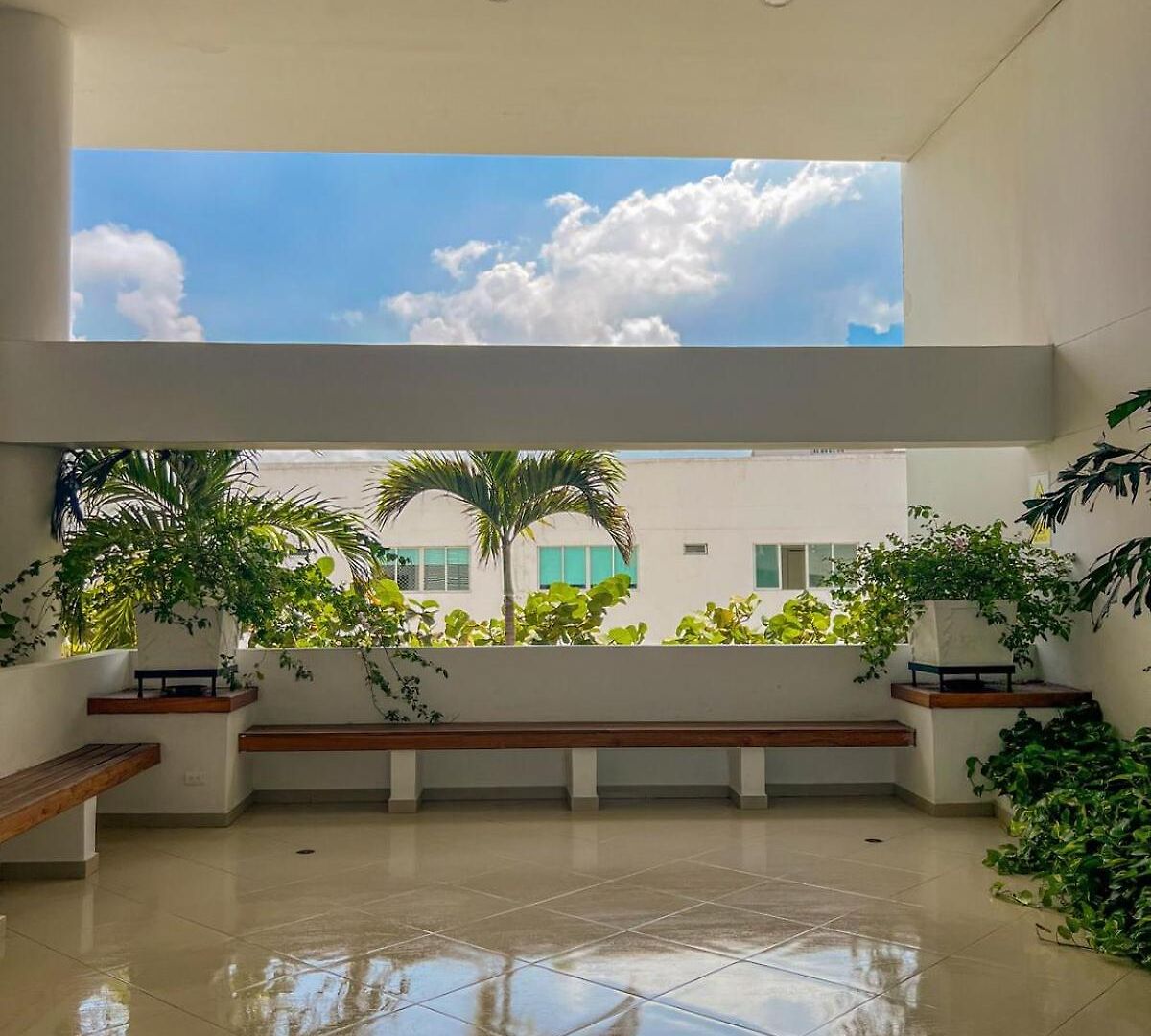 Near Downtown And The In Marbella Cartagena