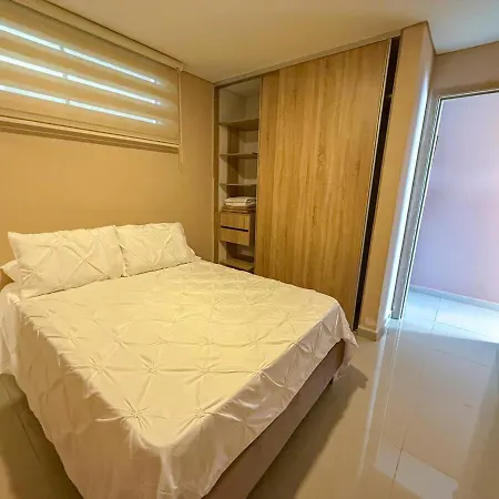 Apartamento Near Downtown And The In Marbella