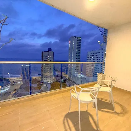 Near Downtown And The In Marbella Apartamento Cartagena