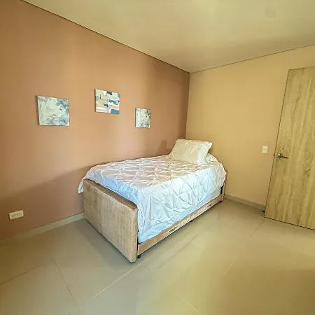 Near Downtown And The In Marbella Apartamento Cartagena