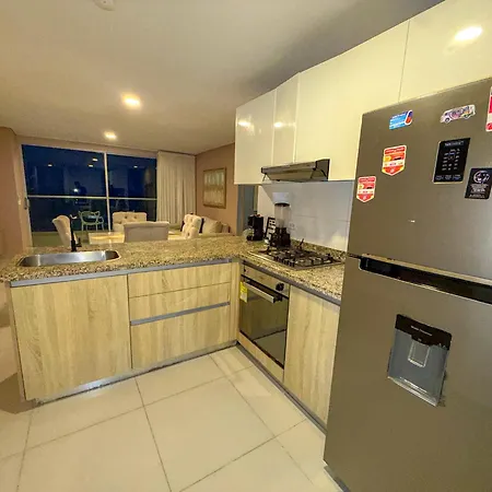 Near Downtown And The In Marbella Apartamento *