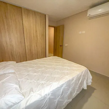 Near Downtown And The In Marbella Apartamento
